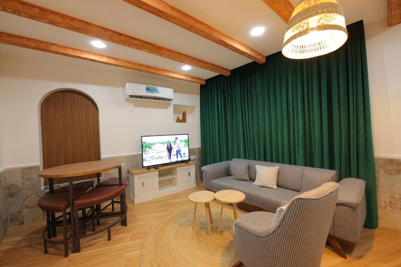 House 76 호텔 니즈와 외부 사진